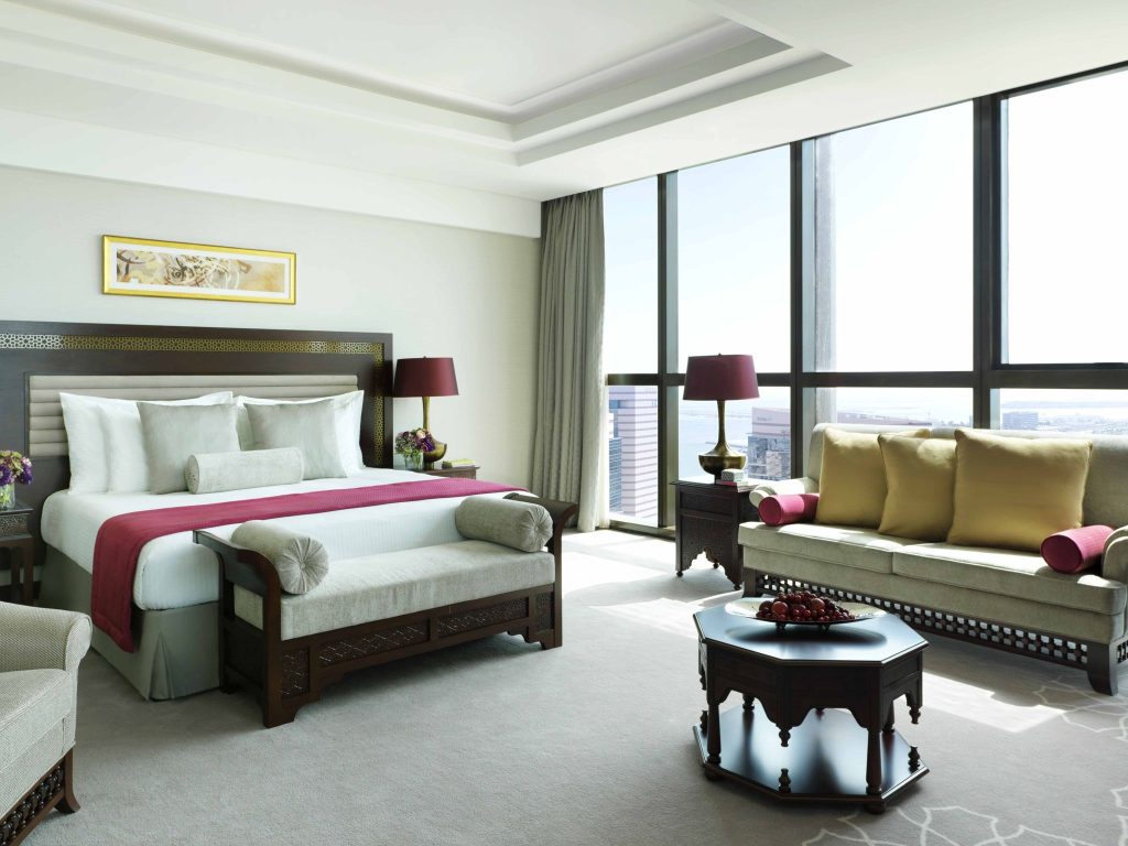 Bab Al Qasr Hotel
